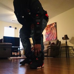 Meet your Posher, Toni